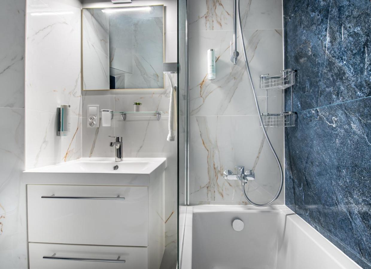 Apartamenty Yeti & Wilka W Centrum Chorzowa - Yeti Esterno foto